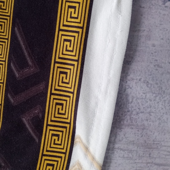 Versace Graphic Print Rapper Style T-Shirt - Picture 10 of 10